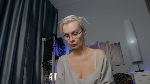 Helga online show from January 20, 9:22 pm