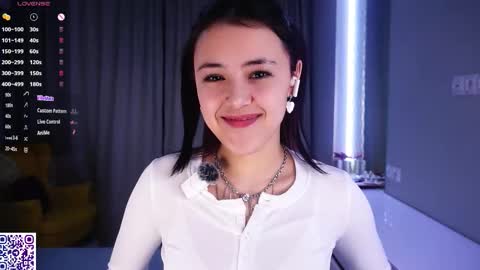 Aurora online show from February 13, 7:59 pm