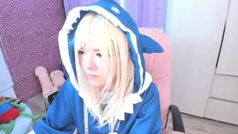 Laura online show from February 24, 4:55 am