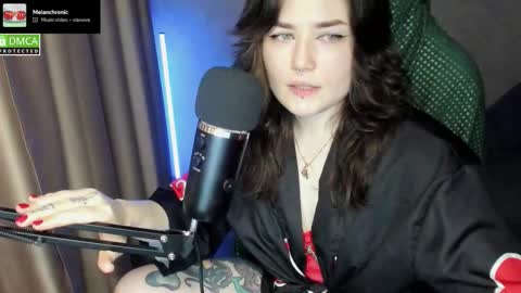 Red online show from March 23, 8:04 pm