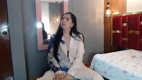 Hellen.  online show from April 29, 11:24 am