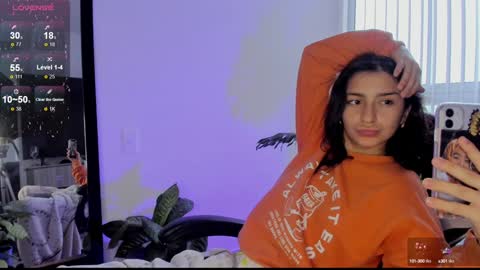 Hello I am Valentina independent Colombian model I love sensuality and pleasure welcome online show from December 30, 12:31 pm