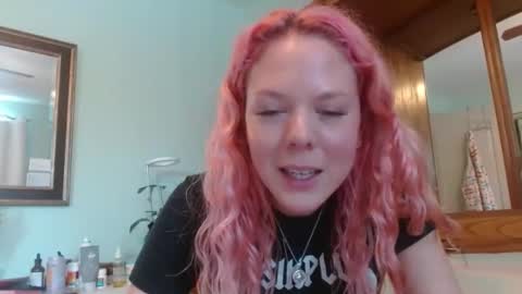 hexbunnie online show from February 23, 7:02 pm