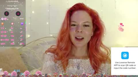 hexbunnie online show from April 14, 1:49 am