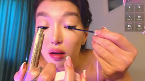 Audrey online show from May 28, 8:01 am