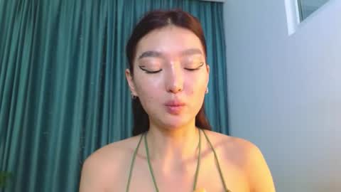 Audrey online show from November 7, 3:39 pm