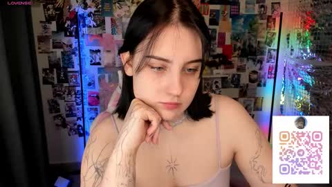 Tessa online show from March 4, 7:20 pm