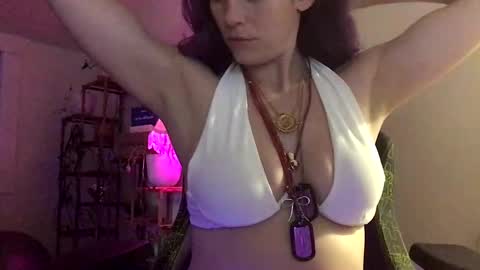 FlexieFae online show from January 9, 5:13 am