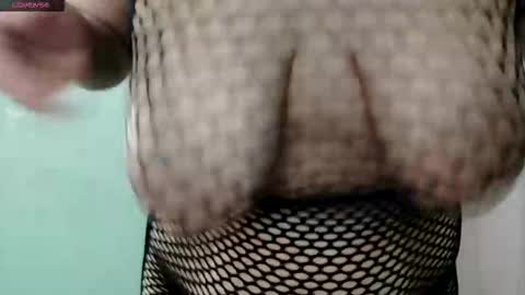 hhuutry online show from December 15, 6:29 am