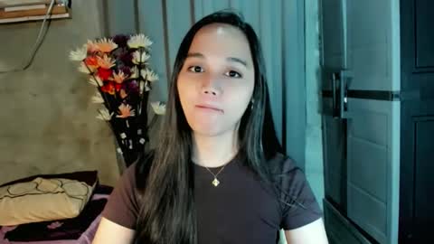 hilarymolly online show from March 18, 2:49 am