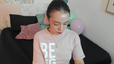 Hillary online show from November 13, 3:05 am