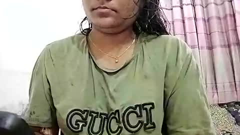 himuhimu22 online show from February 8, 4:33 pm