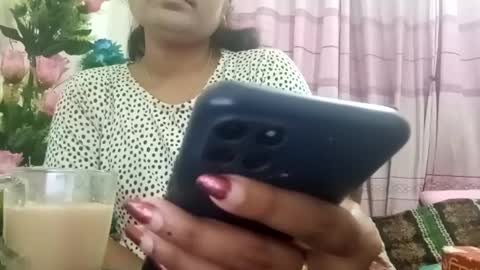 himuhimu22 online show from February 2, 3:49 pm