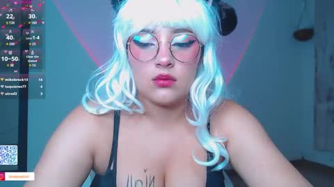 Hinako Satorii online show from February 25, 1:30 am