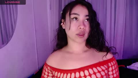 hinata lee online show from November 19, 9:48 pm