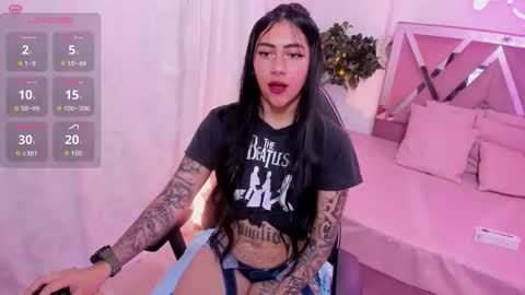  hisis  online show from October 12, 12:18 pm