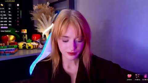 Ella online show from September 14, 5:22 pm