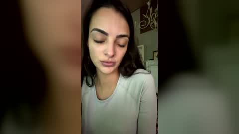 hotcouplebr online show from June 19, 7:50 pm
