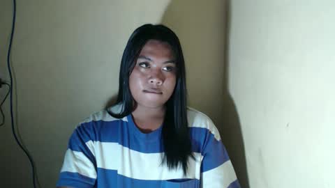 Layla3 online show from April 16, 4:24 am