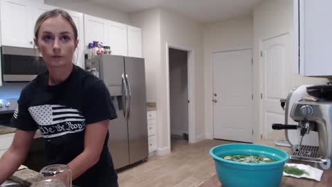 Holi Hurricane online show from September 12, 4:13 am