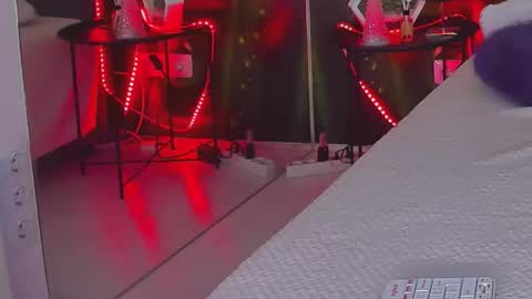 HollyTaillor online show from October 21, 5:33 am