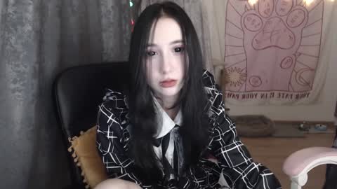 Ho Lee Sheet online show from January 21, 6:12 pm