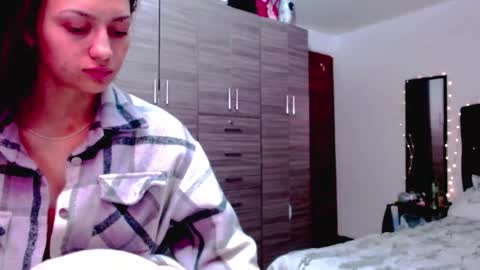 Juli online show from February 3, 4:32 am