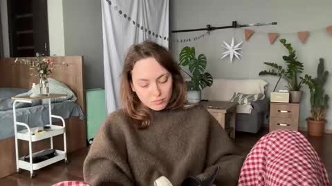 dori not holy get my tg channel with link from description under last photo online show from January 18, 12:23 pm