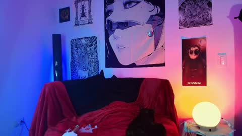   online show from February 7, 1:31 am
