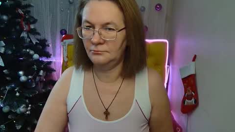 holymilfa online show from January 21, 7:26 am