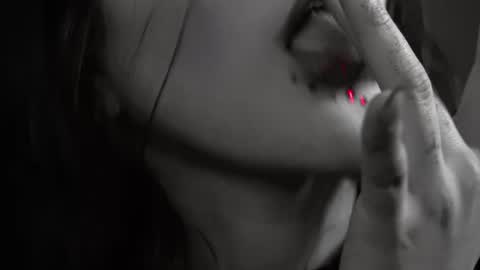 honeeeey_ online show from October 25, 11:55 pm