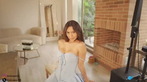 Jessie   online show from February 25, 3:41 pm