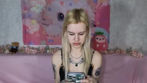 Lisa online show from February 28, 4:23 am