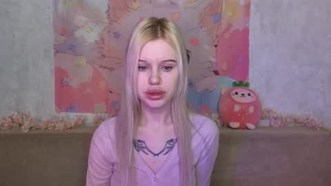 Lisa online show from February 2, 4:00 am