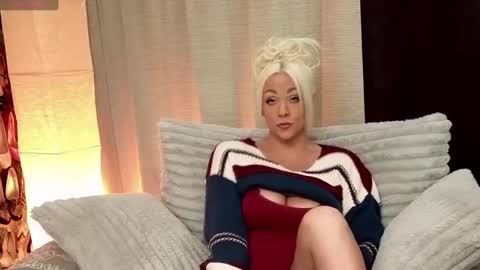 Hope Daylee online show from November 21, 2:13 am