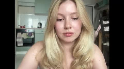 Audrey online show from October 7, 2:49 am