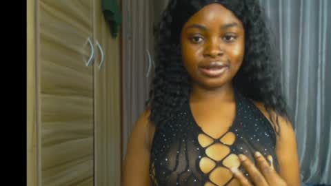 sandy online show from April 4, 9:08 am