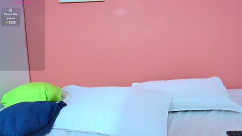 Khloe  online show from January 16, 11:27 pm