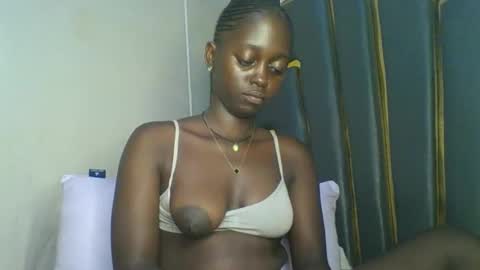 Bella online show from November 29, 9:19 pm