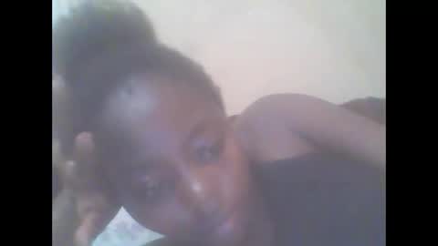 hornygal001 online show from October 3, 6:18 am