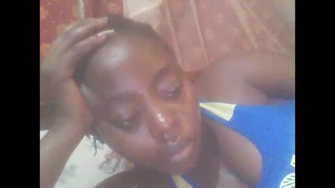 hornygal001 online show from February 6, 7:23 am