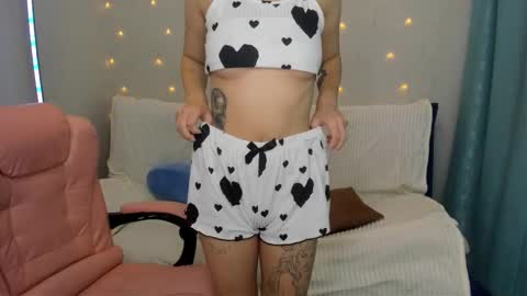 Jessica  online show from February 12, 3:19 am