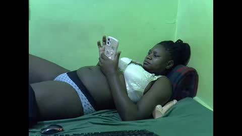 hot_girlly online show from December 21, 7:56 am