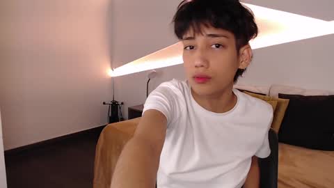 Alana online show from February 2, 9:23 pm