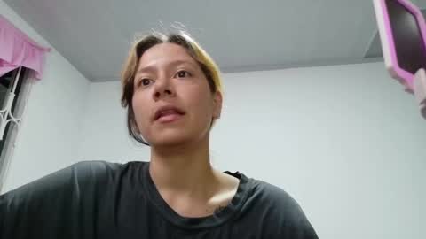 Mia online show from November 23, 2:25 am