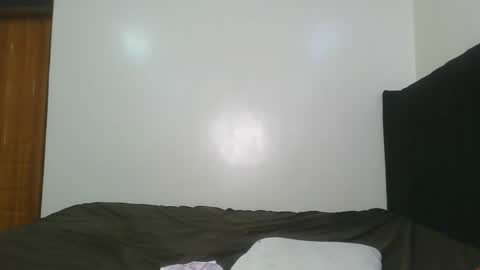 Hot petite online show from March 30, 10:48 am