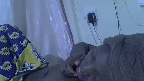 RAYLAH online show from April 15, 7:58 pm