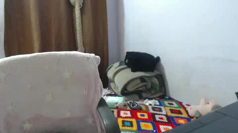 Hot and PowerHOPE U MISS ME online show from October 7, 12:04 am