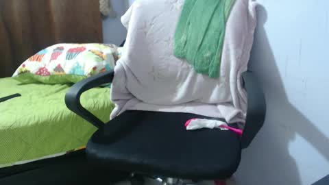 Hot and PowerHOPE U MISS ME online show from February 20, 12:08 am