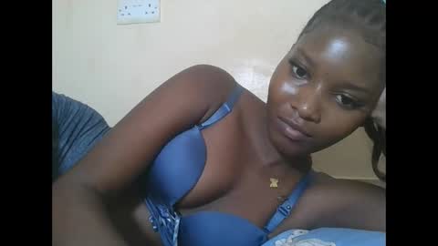 love online show from October 8, 7:07 pm